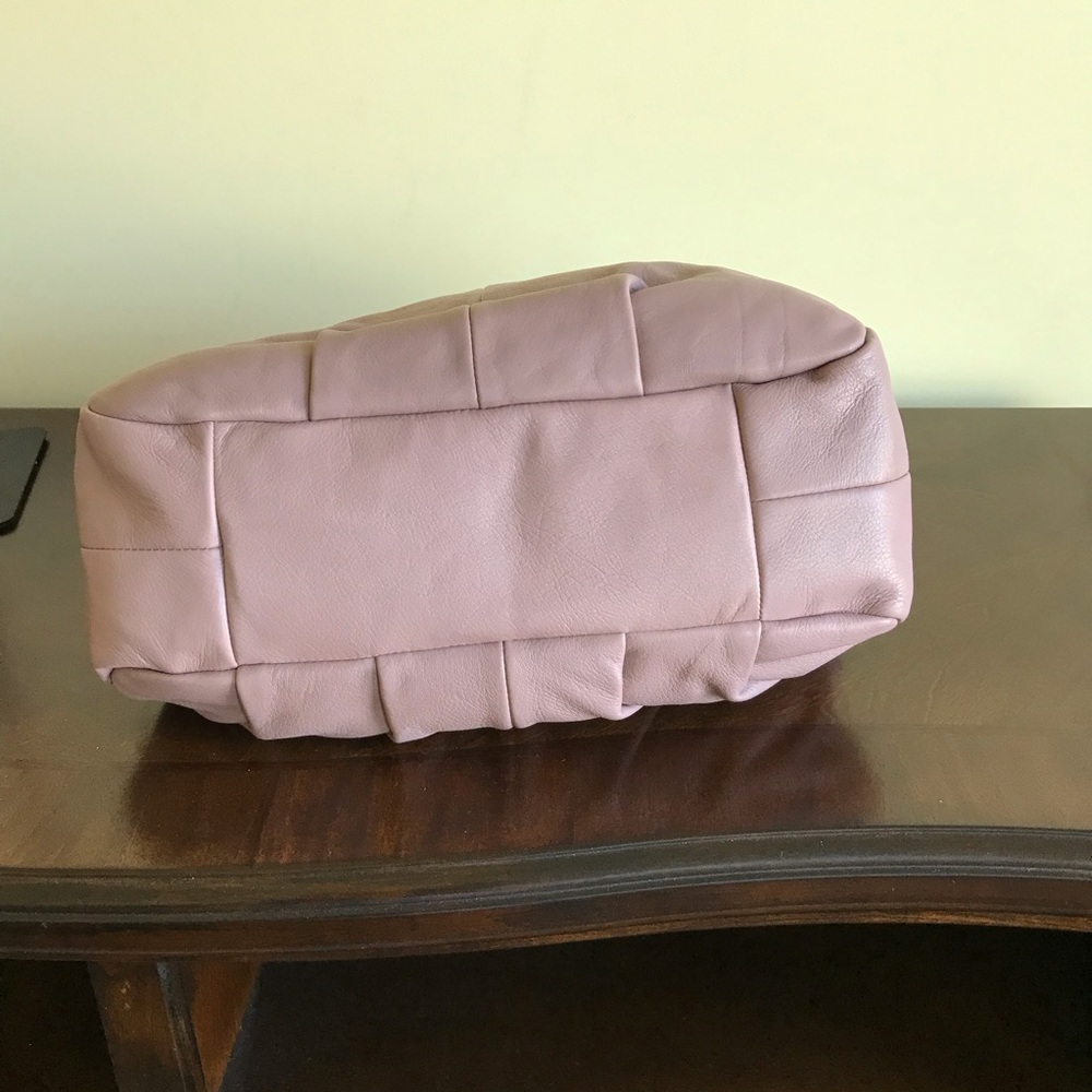Handbag - Picture 5 of 8